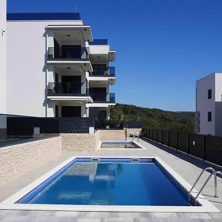 Luxury Boho-loft With Private Rooftop And Pool * Trogir